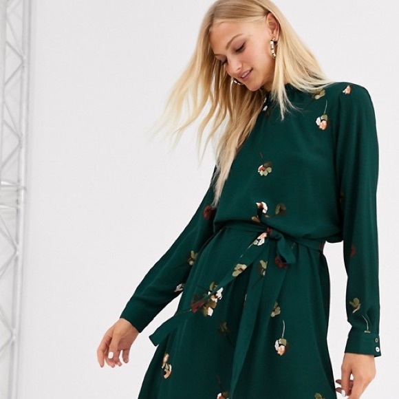 ASOS Dresses & Skirts - 🆕 ASOS Floral Print Tie Waist Dress
